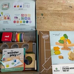 Kiwico Panda Crate “Lets Experiment” and wooden stacking tree set